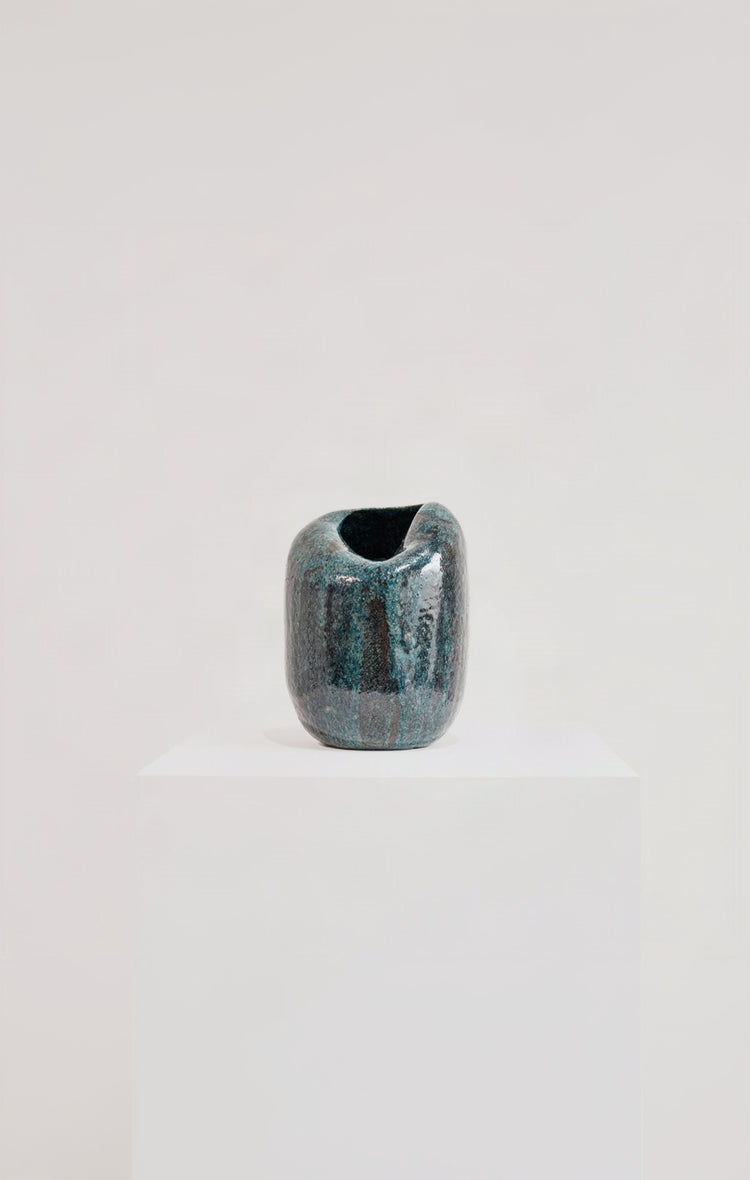 Medium Moss Vessel