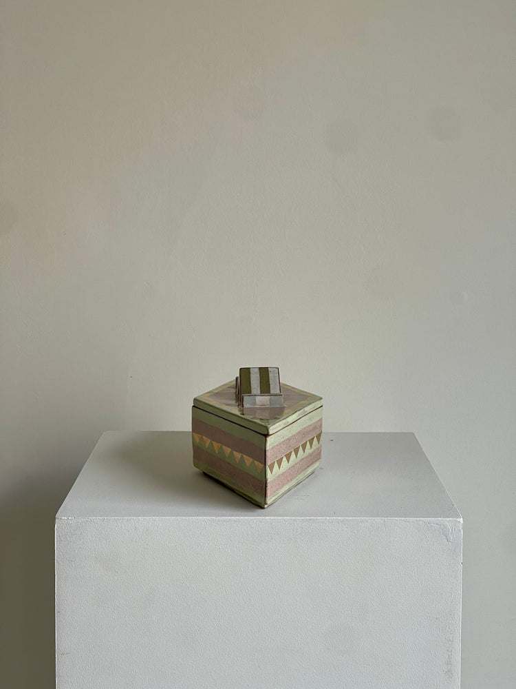 Diamond Box