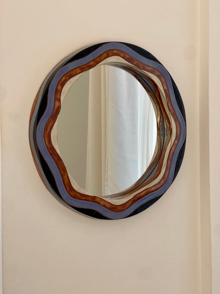 Wavy Mirror