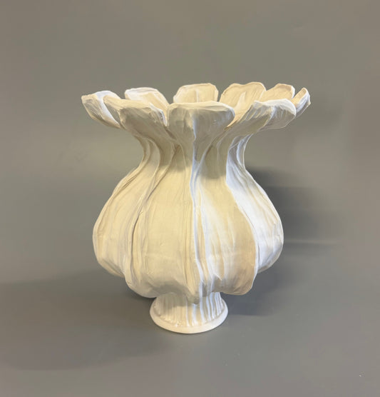 Medium Poppy Seed Capsule