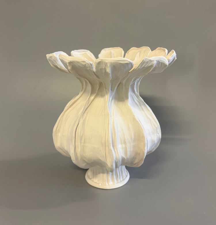 Medium Poppy Seed Capsule