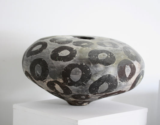 Vessel with Circles