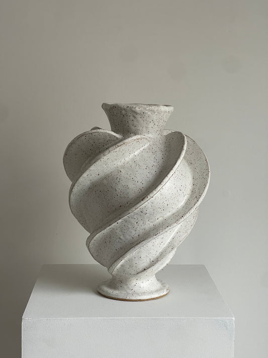 White Wave Vertical Vessel