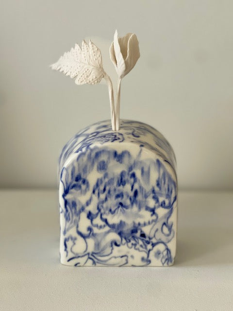 Urcunina Blue (with white flower)