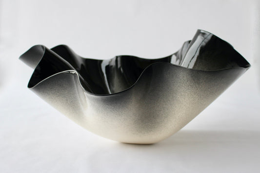 Onyx Black - Undulating Bowl