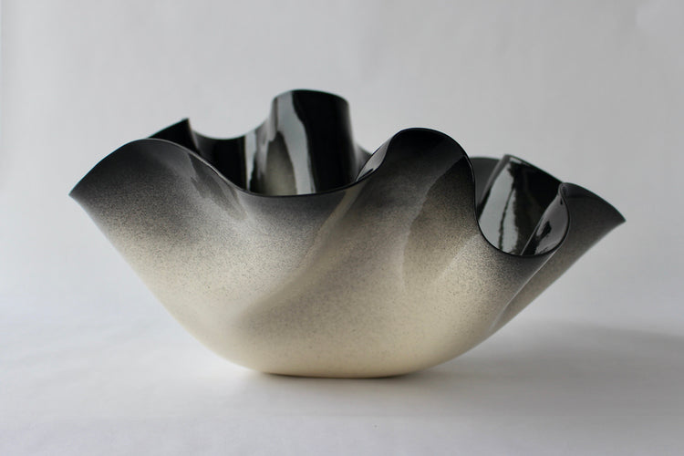 Onyx Black - Undulating Bowl